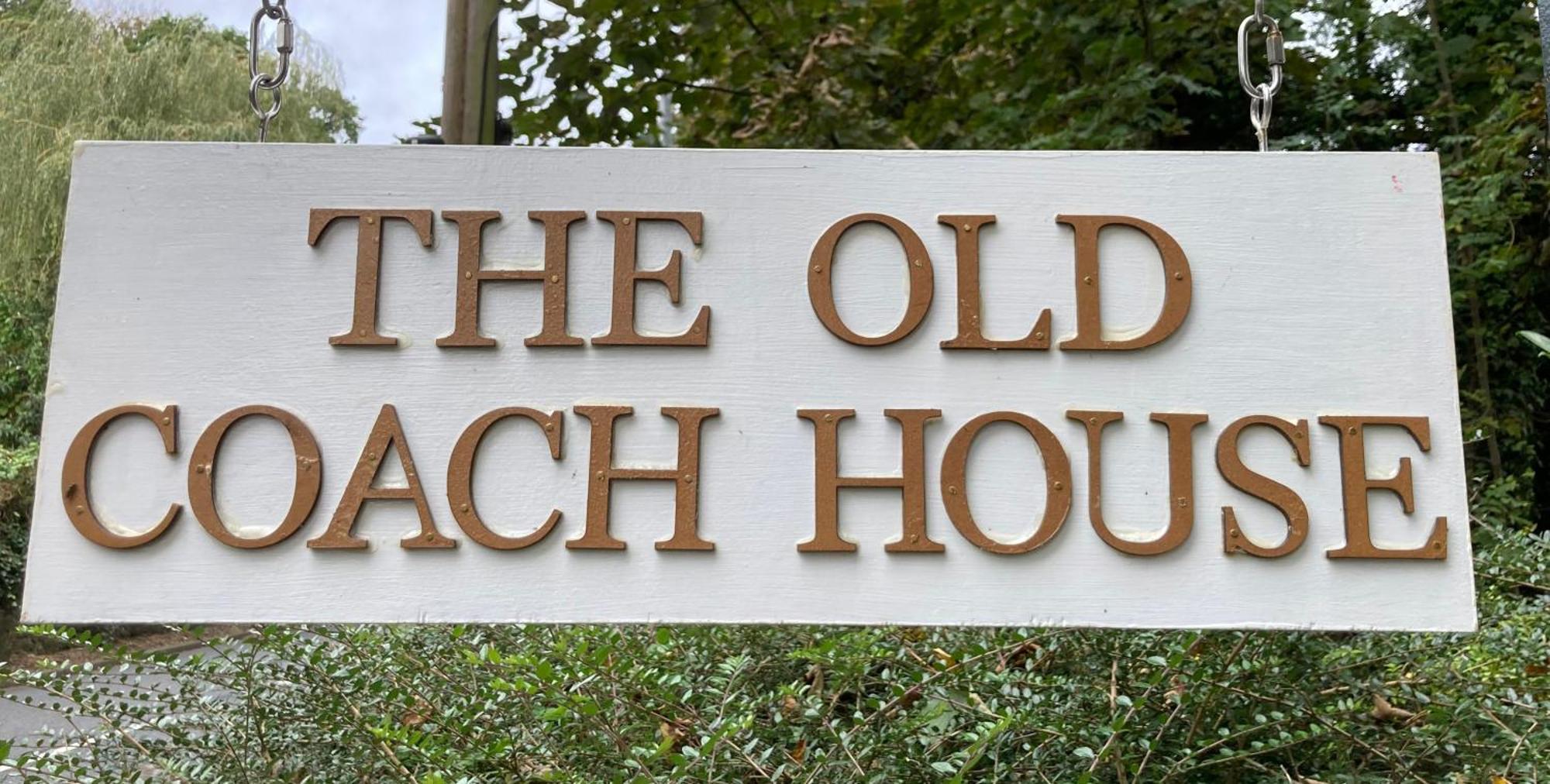 The Old Coach House Bed and Breakfast Llangollen Eksteriør billede